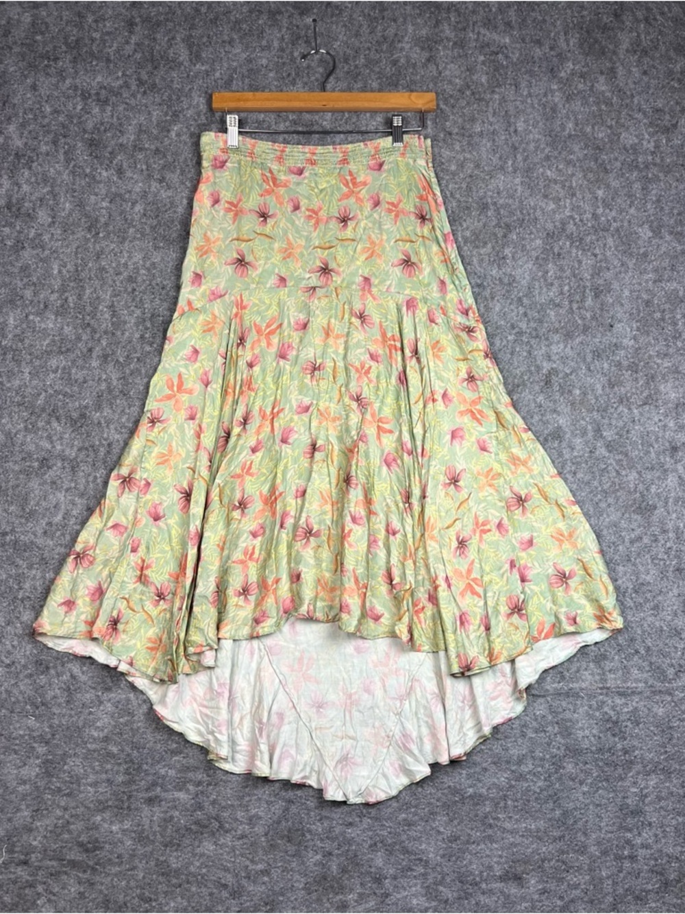 Alexis Floral High-Low Maxi Skirt in Light Green and Pink Size L